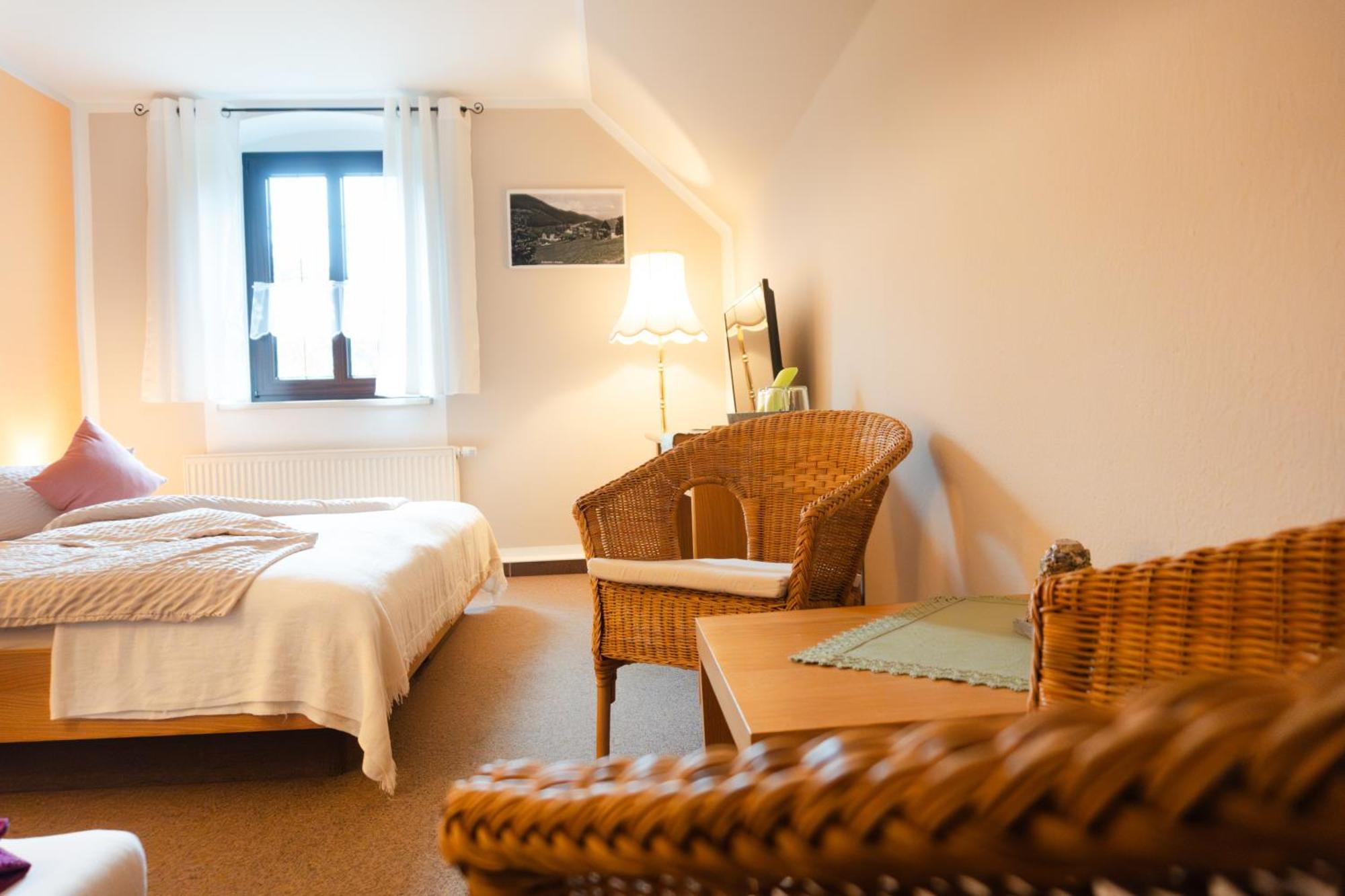 Gasthof Und Pension Hammerschaenke Wildenthal Habitación foto